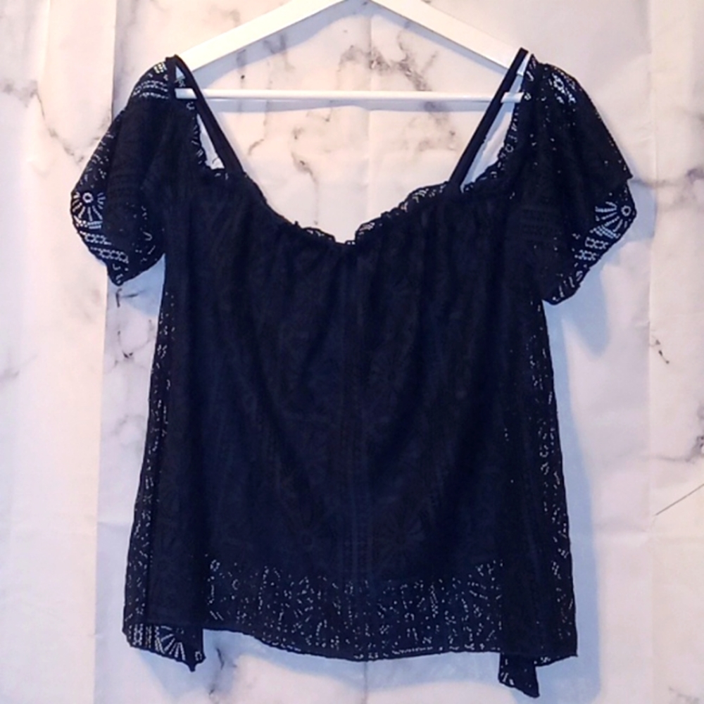 Love Fire lace top S/P 💙💙💙💙